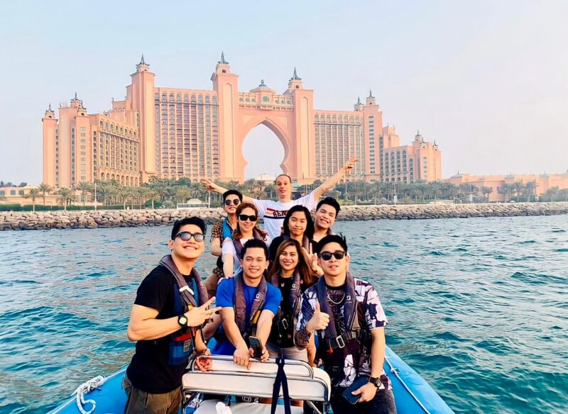 Group enjoying Splash Boat Tour Dubai